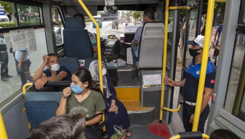 Toplu taşıma araçlarında maske denetimi