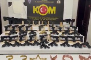 Mersin’de silah kaçakçılarına operasyon: 3 gözaltı